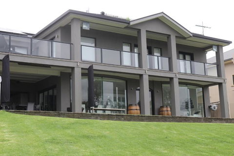 River Devine - Accommodation Brunswick Heads 0