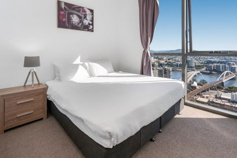 River-View Unit With Rooftop Pool Near Museums - Accommodation Brunswick Heads 3