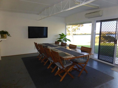 Riverfront Holiday House - Accommodation Brunswick Heads 1