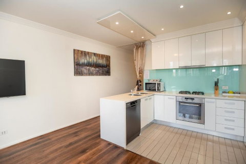 Rome Sky Villa - Accommodation Brunswick Heads 3