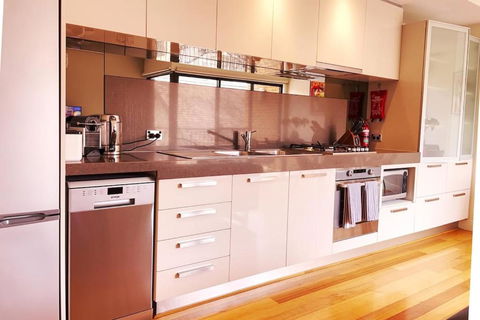 Rooftops On Henrycentre Of West End Cafes - Accommodation Brunswick Heads 3