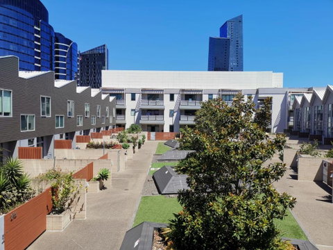 Room With King-size Bed Close To Melbourne CBD & Southern Cross Station - Accommodation Brunswick Heads 3