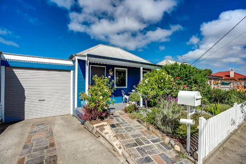 Rose Cottage 3B Hutchinson St Goolwa - Linen Included - Accommodation Brunswick Heads 3