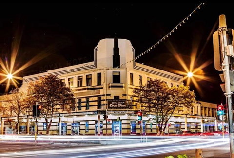Royal Hotel Orange - Accommodation Brunswick Heads 0