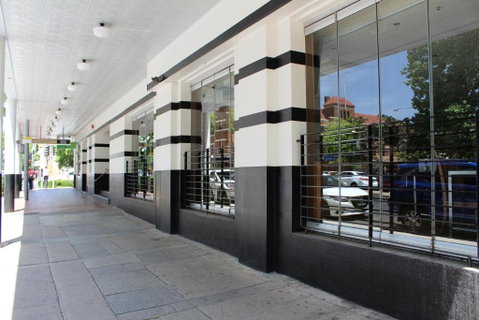 Royal Hotel Orange - Accommodation Brunswick Heads 1