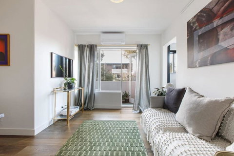 Sage Haven - Laidback St Kilda Beach Living - Accommodation Brunswick Heads 1