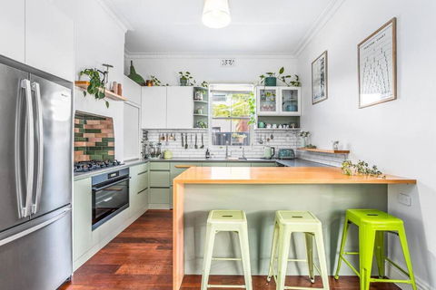 Saltbush Cottage In Fabulous South Fremantle - Accommodation Brunswick Heads 1