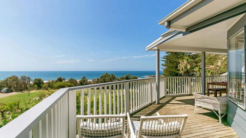 Salty Air Beachside Cottage At Killcare - Accommodation Brunswick Heads 0