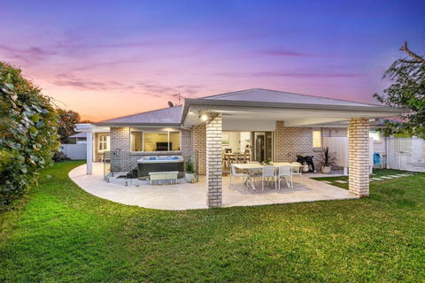 Salty Pause At Bondi House - With Spa And Pet Friendly! - Accommodation Brunswick Heads 3