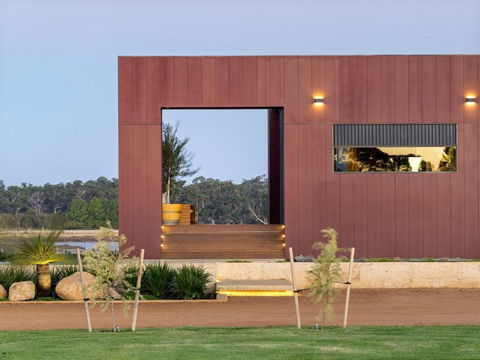 Samphire Chalet Tuart - Accommodation Brunswick Heads 0