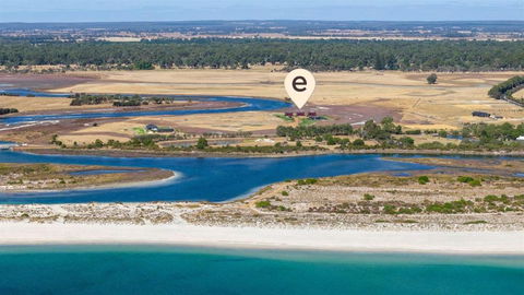 Samphire Chalet Tuart - Accommodation Brunswick Heads 1
