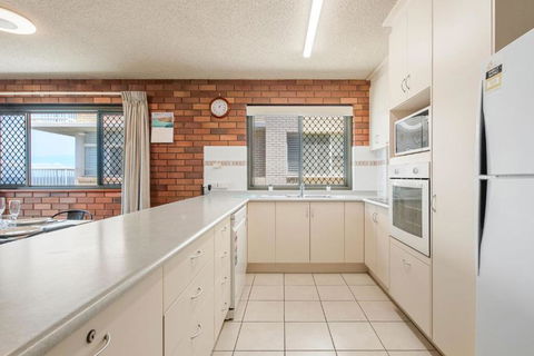 San Clemente Unit 4 24 Orvieto Terrace - Accommodation Brunswick Heads 2