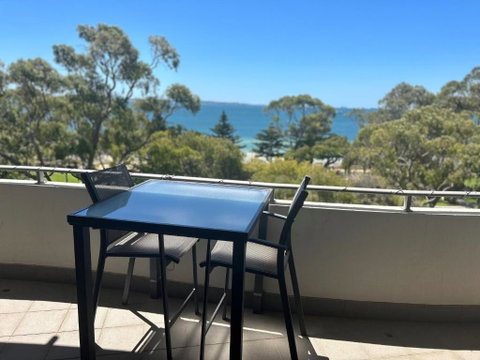 Rockingham Waterfront At Nautilus - Accommodation Brunswick Heads 1