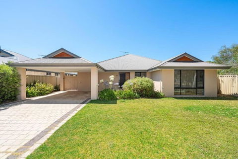 Sandpiper House - Family & Pet Friendly - Accommodation Brunswick Heads 0