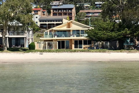 Sandy Beach House Corlette Unit 1 Waterfront WI-FI Aircon - Accommodation Brunswick Heads 0
