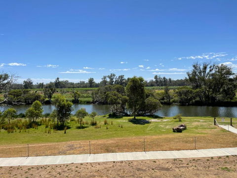 Stirling Estate Chalets - Accommodation Brunswick Heads 2