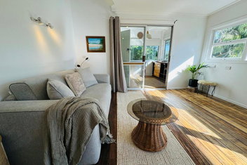 Surfers Rest - Absolute Riverfront Brunswick Heads with Accommodation Brunswick Heads