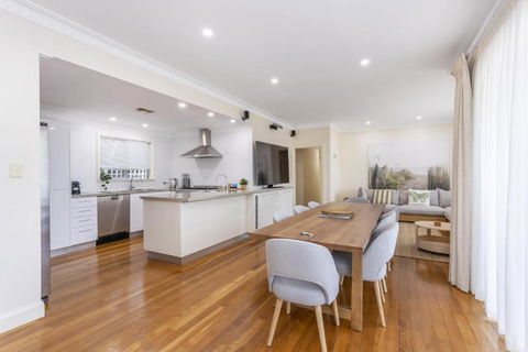 Swanbourne Family Home - Executive Escapes - Accommodation Brunswick Heads 0