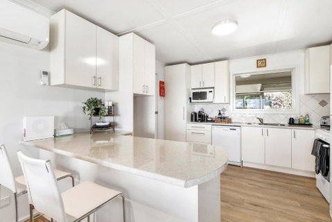 The Blue House On Lake Albert - Accommodation Brunswick Heads 2