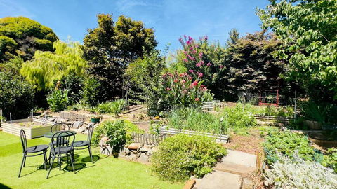 The Garden Cottage - Accommodation Brunswick Heads 1