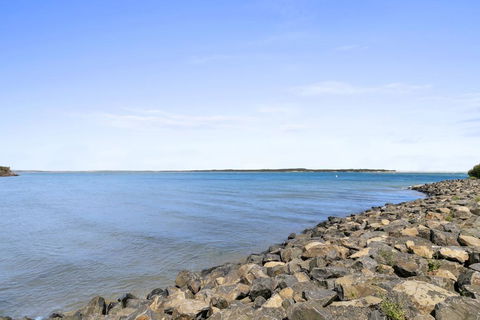 BEAUTY AND THE PEACE - INLET SIDE - Accommodation Brunswick Heads 2