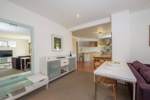 Beloka Close - Modern, Spacious, And Pet Friendly Accommodation - Accommodation Brunswick Heads 1