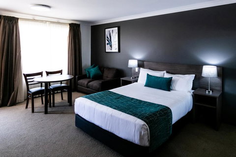 Best Western Plus Ambassador Orange - Accommodation Brunswick Heads 0