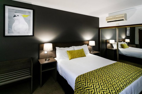 Best Western Plus Ambassador Orange - Accommodation Brunswick Heads 1