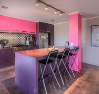 Birdland - Bold unique and modern - Accommodation Brunswick Heads