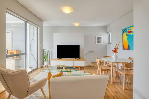 The Nordic Nook - A Relaxed Redcliffe Stay - Accommodation Brunswick Heads 0