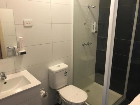 The Wharf Hotel - Accommodation Brunswick Heads 0