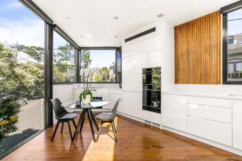 Woollahra House Beautiful 3 Bedroom Terrace - Accommodation Brunswick Heads 2