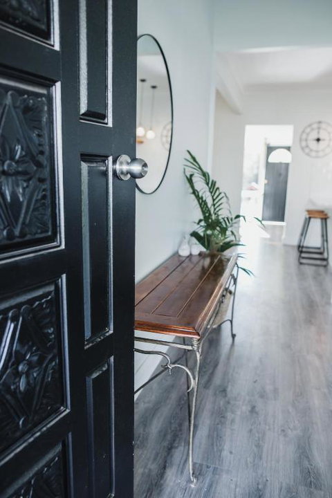 White On Wright Clare - Accommodation Brunswick Heads 2