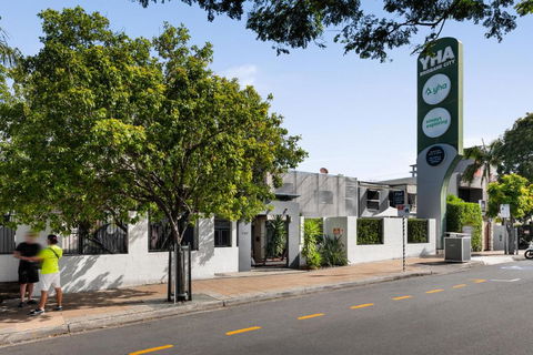 YHA Brisbane City - Accommodation Brunswick Heads 1