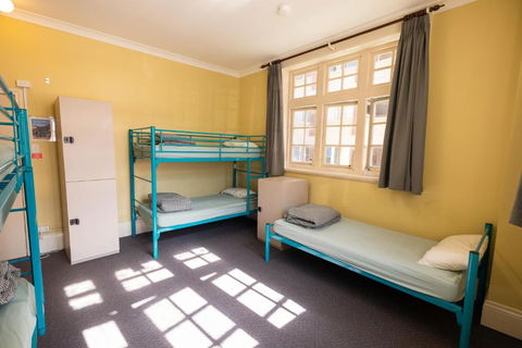 YHA Newcastle Beach - Accommodation Brunswick Heads 2