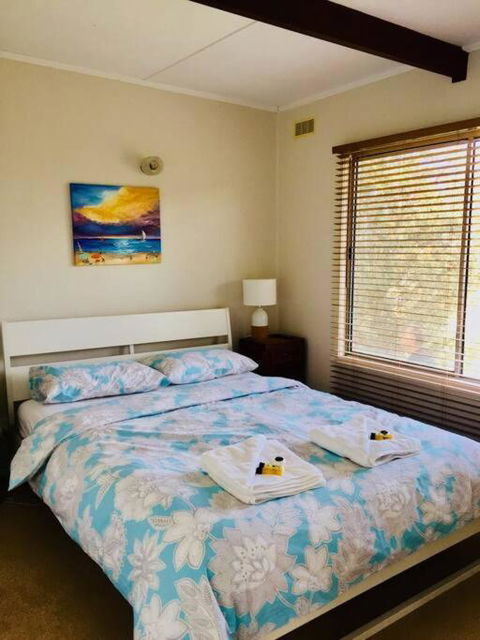 YOLO- Beach-house Views, Near Penguins, Nbn! - Accommodation Brunswick Heads 2