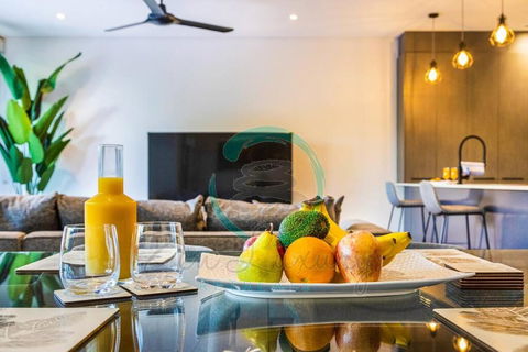 ZEN ARCTIC Luxury 2-Story T/House + Pool & Markets - Accommodation Brunswick Heads 3