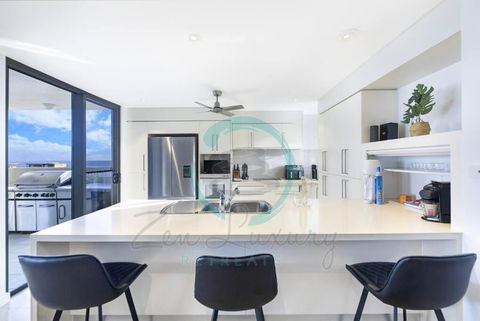 ZEN AT ARKABA 3BR Luxury Waterfront Apt Pool + BBQ - Accommodation Brunswick Heads 2