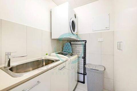 ZEN TOWERS: Cozy Executive 3-BR Family Apt In Darwin City - Accommodation Brunswick Heads 1