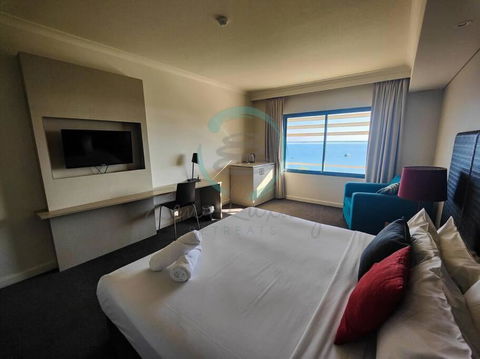 ZEN88 ESPLANADE: Hotel Suite W/ Ocean/Sunset Views - Accommodation Brunswick Heads 0