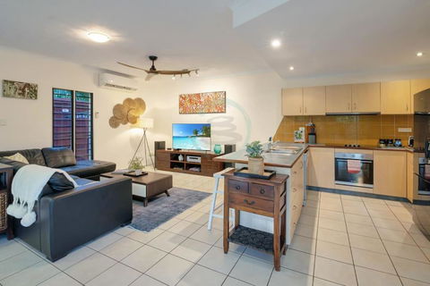 Zen Serene Seascape - Family Pool - BBQ - Markets - Accommodation Brunswick Heads 3