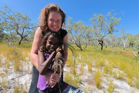 Gay-Wu Woman's 5 Day Yolngu Homeland Tour - Accommodation Brunswick Heads 1