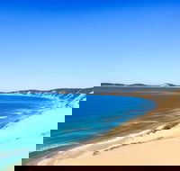 Kayak with Dolphins and 4WD Great Beach Drive Day Trip from Noosa - Accommodation Brunswick Heads