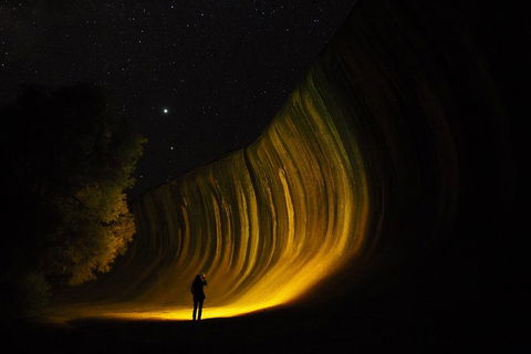 Wave Rock, Wild Flowers And Astro Photography - Accommodation Brunswick Heads 0
