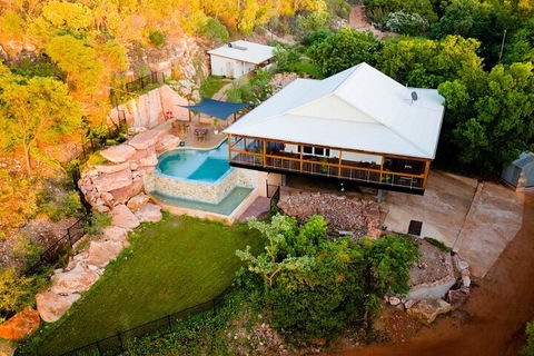 Wet Season Incredible Islands Tour - Horizontal Falls & Cygnet Bay Pearl Farm - Accommodation Brunswick Heads 5