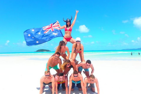 Sail, Snorkel, SUP & Kayak Charter Whitsundays - Accommodation Brunswick Heads 3