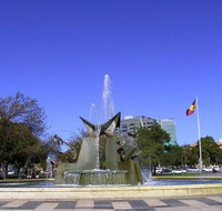 Explore Adelaide City Tour Haigh's Tasting Chocolate  Adelaide Oval Tour - Accommodation Brunswick Heads