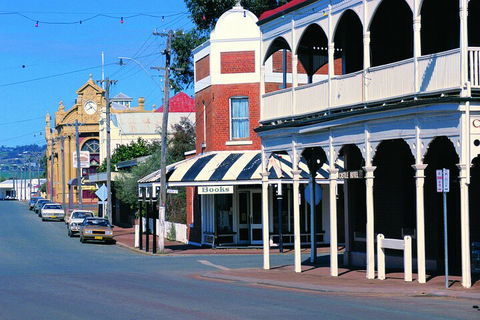 Wave Rock, York, Wildflowers, And Aboriginal Cultural Day Tour From Perth - Accommodation Brunswick Heads 3