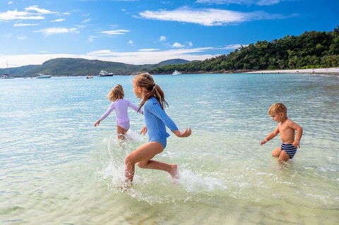 Whitehaven Beach And Daydream Island Cruise - Accommodation Brunswick Heads 3