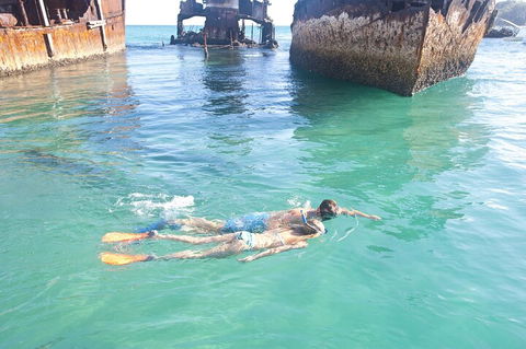 Adventure Moreton Island Wrecks Adventure Package - Accommodation Brunswick Heads 2